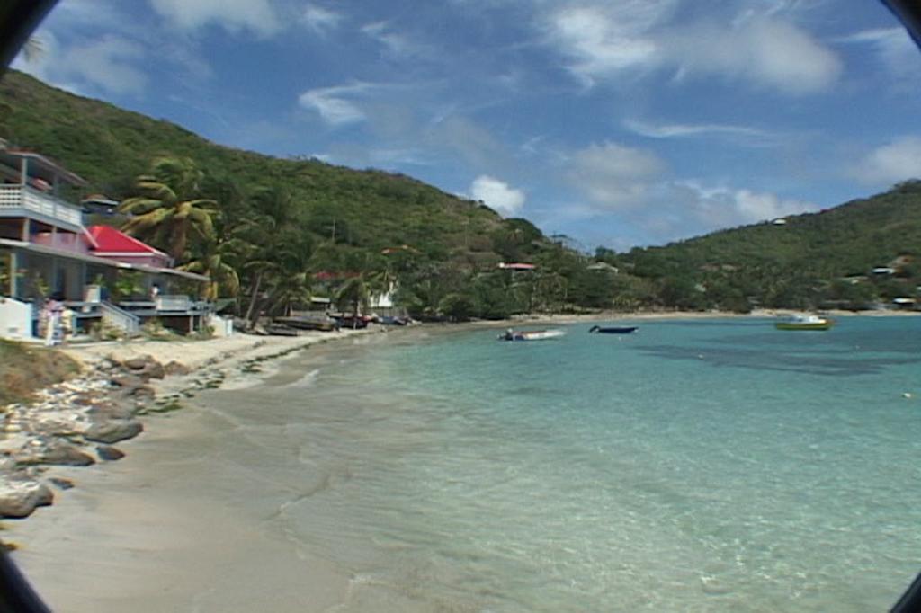 Bequia Beachfront Villa Hotel Friendship Eksteriør billede