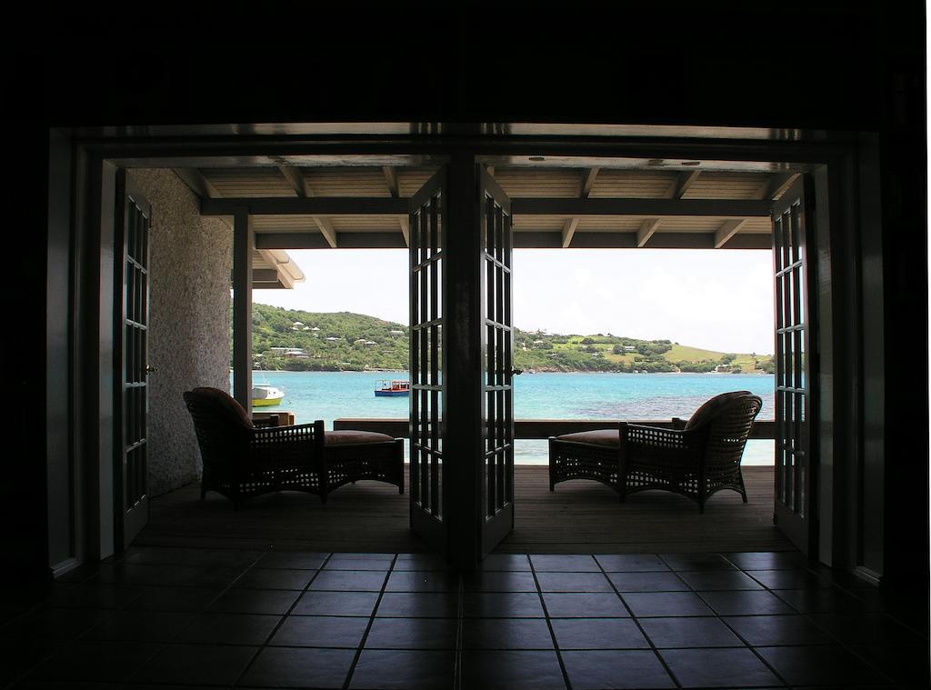Bequia Beachfront Villa Hotel Friendship Eksteriør billede